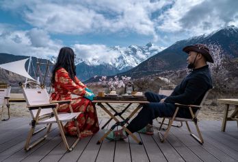 雅鲁藏布大峡谷+南迦巴瓦峰+索松村南北岸丨车游船游日落团可选【[多样玩法]：车游大峡谷：北岸索松村+南岸经典线；船游大峡谷/玉松岛下午茶直面南峰；南迦巴瓦日落团】