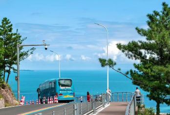 崂山风景区仰口+太清一日游【一单一团/市区接送/赠文创好礼】【『新花式玩法』能看海的山|仰口+环海公路+海边童话小镇，滩涂赶海体验，赠送赶海工具使用！】