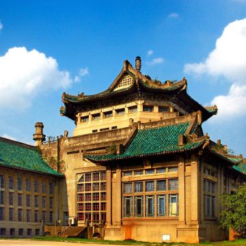 武汉大学+黄鹤楼一日游【一日游2-10人小团专业导游讲解】