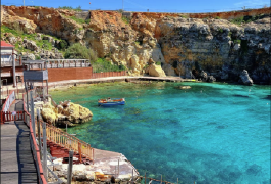 马耳他：主岛--戈佐岛+蓝洞+大力水手村-行程定价+中文服务【[定制包车游]专享中文司机独立包车，市区范围酒店上门接送，行程路线天数可根据个人需求调整。】