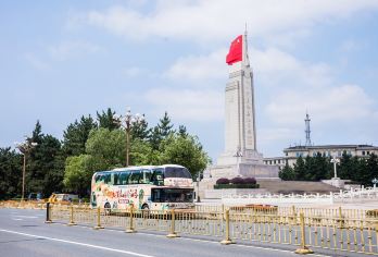 南昌海昏侯直通车半日游【跟着YOYO看海昏+可选门票/精讲】【[携程共建景区直通车]南昌市区至南昌汉代海昏侯国遗址公园景区往返直通车】