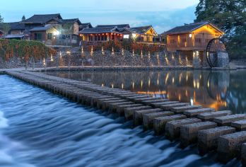 漳州南靖云水谣+永定土楼王一日游 【景区导游讲解】