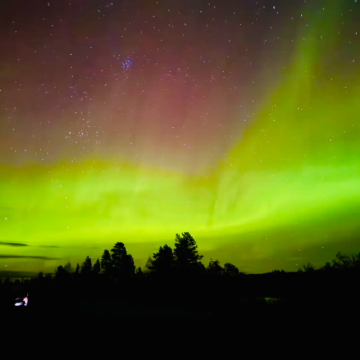 【极光猎人带队】俄罗斯摩尔曼斯克 · 4小时北极光追逐之旅