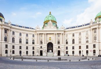 维也纳奥地利自然史博物馆+皇家珍宝馆  2h中文讲解 不含票【[维也纳奥地利自然博物馆+皇家珍宝馆] 2h中文讲解 不含票 咨询客服后下单】