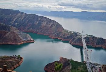 精选路线◆水墨丹霞+刘家峡+炳灵寺+黄洮交汇一日游·纯玩小团【◆免费上门接送◆市区上门接送/省心省力更划算】