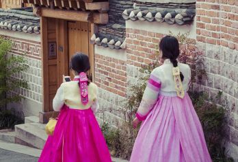 韩国首尔+景福宫-圣水洞-N首尔塔一日游【赠送景福宫门票】【精品团：含车上介绍+景福宫门票 +8人小团】