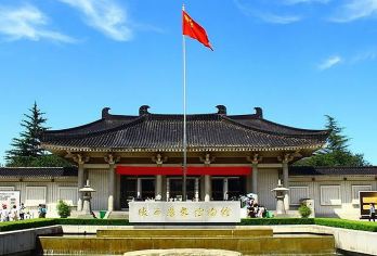 陕西历史博物馆一日游基本馆+珍宝馆√专业人工讲解√预约门票【[资深讲解]特约资深专业讲解员带队，每天上午10点和下午14点两场，全程现场专业人工讲解.】