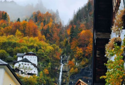 奥地利哈尔施塔特小镇+高萨湖【中文私家包车+欧洲全线定制】【尊享一对一高端行程定制，豪华包车专属礼遇，专业旅行顾问24小时恭候垂询。】