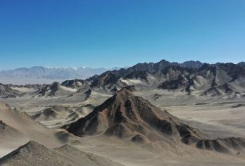 格尔木至敦煌|黑独山、大柴旦翡翠湖【5座或7座或9座【异地结束-节省出游交通成本|2-8人纯玩航拍小团】