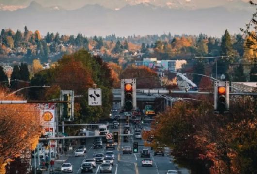 美国西雅图市区派克市场-太空针塔华盛顿大学-包车-精选【专属客服和本地中文司机，一家一团包车】