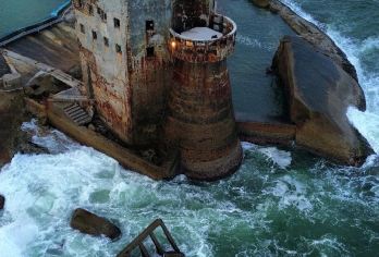 汕尾包车4小时半日游/玻璃海+红海湾旅游区+风车岛+海上古堡【四小时畅游红湾，风车海浪共翩跹。咨询定制用车】