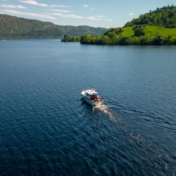 英国尼斯湖游船+格伦科峡谷+苏格兰高地一日游|舒适小巴