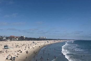 美国洛杉矶：圣莫妮卡海滩—比佛利山庄—格里菲斯天文台一日游【亲子游，闺蜜游，蜜月游，度假游，情侣游，平价游，家庭游，商务游必选线路】