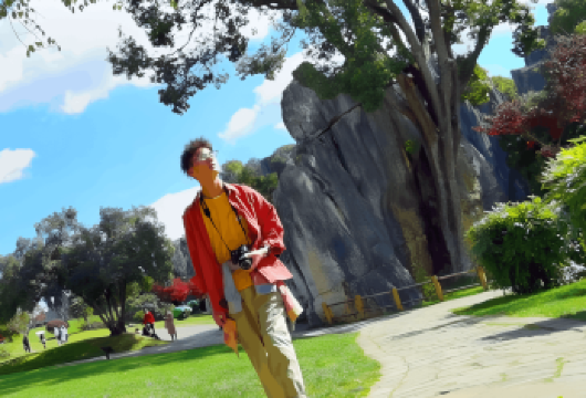 昆明石林+海埂公园+滇池纯玩一日游【8人小团-可升级私家团】【当地司机服务，全程不进购物店，游玩时间充足，服务体验更佳；】