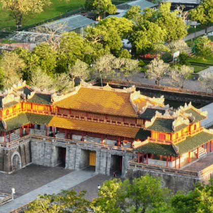 【真美港岸上包车游】越南顺化皇城+天姥寺|可选进港接送