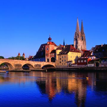 石桥+雷根斯堡老市政厅+圣埃梅拉姆修道院+图尔恩和塔克西斯宫