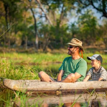 博茨瓦纳马翁出发| 奥卡万戈三角洲全天摩科罗独木舟探险之旅