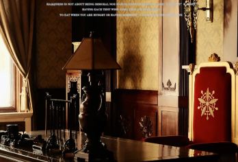 【双人门票+人工精讲】长春伪满皇宫博物院大咖精解+蓝牙耳机【1.皇帝不住皇宫住“盐仓”——时代变迁】