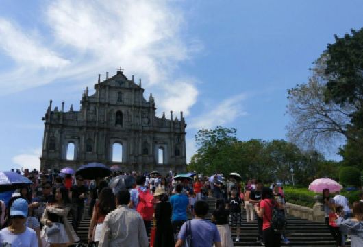 大三巴牌坊+官也街+威尼斯人一日游【独立私家团+上门接送】【网红打卡景点+上门接送+出发时间自由安排+司兼向导+行程可随意更改，希望您有一次愉快的旅游体验！】
