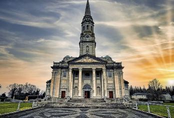 爱尔兰都柏林往返：贝尔法斯特一日游 中文包车|可定制【中文包车，沟通无碍，深度体验，行程可调 可定制】