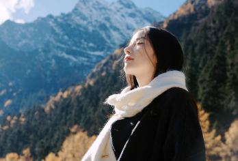 【深度5小时】毕棚沟景区一日游纯玩不进店｜含门票+可选头等舱【[秋冬必选]：距离成都3小时车程&金秋季彩林&巍峨雪山相应浸染，秋冬季节成都出发必选旅游线路】