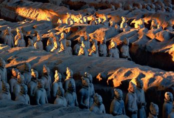 【头等舱/5H讲解】秦始皇帝陵博物院(兵马俑)+丽山园一日游【[精品小团]15人小团，细致服务，让您不虚此行】