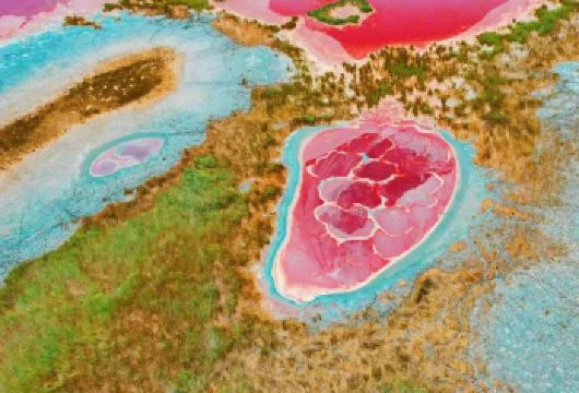 驭沙穿越五湖包车纯玩一日游【近观乌兰湖+赠送航拍】【纯玩无购物，体验沙漠版的速度与激情，观地球的心脏——乌兰湖，无限次滑沙】