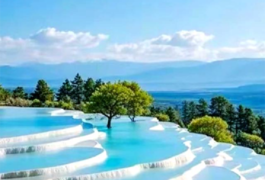 【丽江/香格里拉出发】虎跳峡+哈巴观景台+白水台一日游【[缤纷景点]打卡精华景点：上虎跳峡(香格里拉段)+仙人遗田白水台+哈巴雪山观景台~】