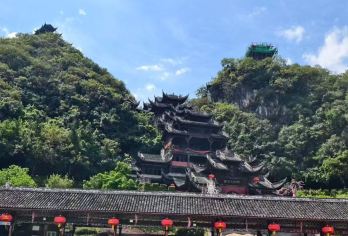 龚滩古镇，蚩尤九黎城，乌江画廊游船（龚滩段）一日游【千里乌江泼墨成诗，百里画廊邀您入画！】