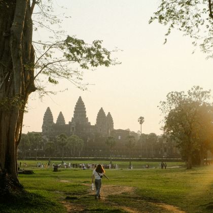 暹粒：私人豪华日落吴哥窟（含多位导游）