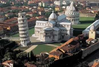 意大利比萨斜塔+圣吉米尼亚诺+锡耶纳大教堂一日游【空调大巴】【从佛罗伦萨出发，探索托斯卡纳的山区乡野，享受迷人的自然和人文风景】