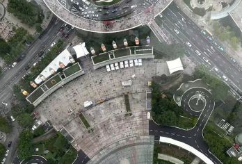 上海市区精华一日游+东方明珠电视塔+自助餐+朱家角水乡【全程配备私人用车和导游 自助晚餐及上海全景 老上海传统的水上生活方式】