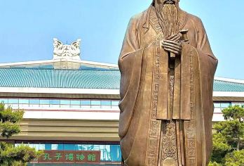 山东济宁：孔子博物馆+水泊梁山景区+一日游/导游/专车O【全程中文/英文/小语种服务，沟通无障碍，景点可调】