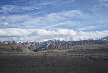 喀什—乌恰县—中国西极村【10小时VIP服务，丰富的文化体验，仙境般的自然景观。】