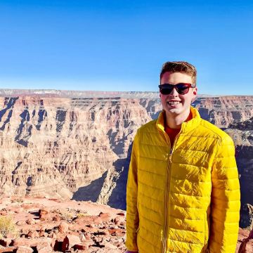 美国大峡谷 西峡+胡佛水坝一日游 英文团【可选午餐、玻璃桥】