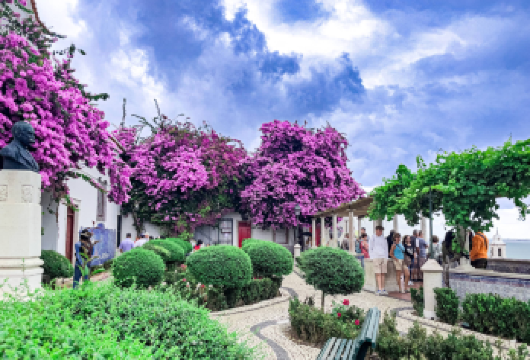 葡萄牙里斯本圣若热城堡-里斯本故事中心【中文专车-悦享旅程】【中文专车出行，行程自己定义，无需等待，专属贴心服务，尽享惬意旅程。】