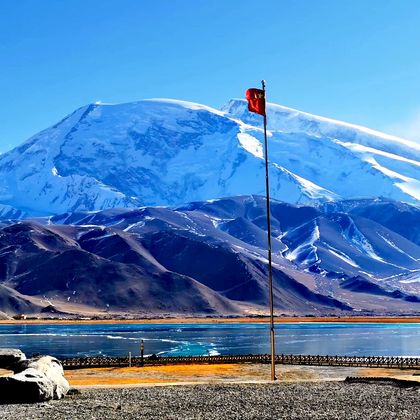 喀什地区帕米尔高原+慕士塔格峰-喀拉库勒湖景区+白沙山-白沙湖景区一日游
