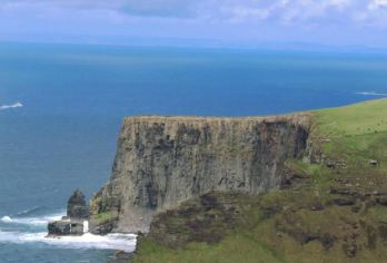 爱尔兰莫赫悬崖+巴伦+戈尔韦一日游/行程可调-悦享旅途【精选热门景点，高效游玩不走回头路，深度了解文化内涵，贴心服务保障，轻松享受旅程，性价比超高的旅行。】