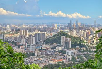 广州花城广场广州塔+白云山+黄埔军校+陈家祠+越秀公园一日游【游二沙岛、被誉为广州“城市客厅”花城广场（A套经典纯玩，B套餐升级珠江夜游）】