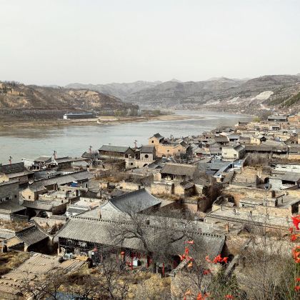 山西吕梁碛口古镇+香严寺+安国寺一日游中英文服务
