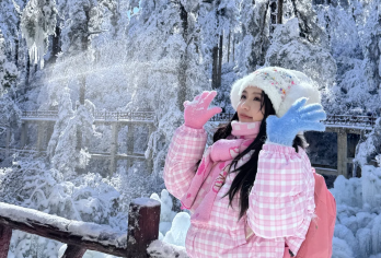 瓦屋山一日游◆2-6人纯享团◆免门票◆含金花往返索道◆觅萌宠【[潮流新品优惠]始于颜值陷于品质|高品 质巨实惠|门票全含|真纯玩全程无自费|】