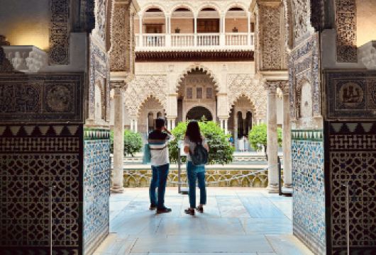 「塞维利亚」风情塞维利亚王宫+大教堂中文精品导览【「免购票排队」进入王宫与大教堂，节省时间畅游两大世界遗产】