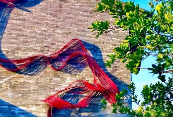 广西玉林十字街+农民艺术楼(怪楼)+万花楼一日游可英文服务【可提供英文及小语种导游服务-往返接送-可选导游-可代订门票】