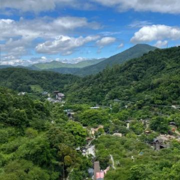 云浮国恩寺+龙潭湖+六祖故里+天露山一日游-可中英文服务