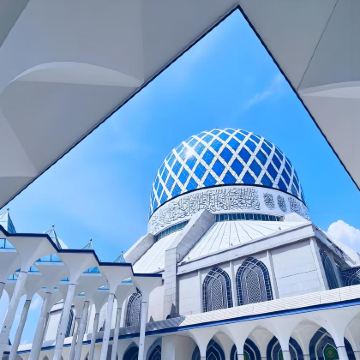 吉隆坡市区+黑风洞+蓝色清真寺包车一日游【司机兼向导】