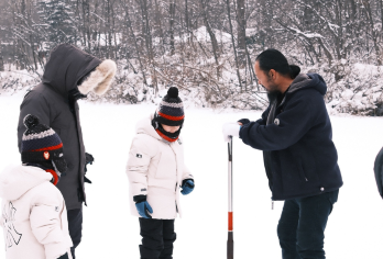 长白山雪趣林场·亲子一日游【向导带队|东北十大玩法|含接送】【一日尽享冰湖开工、冬捕围渔、年味食俗、雪地藏宝探险等十大沉浸体验，从民俗到自然，全方位解锁北国风情。】