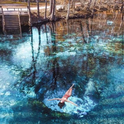 奥兰多出发+吉尼清泉Ginnie Springs【中文司机】