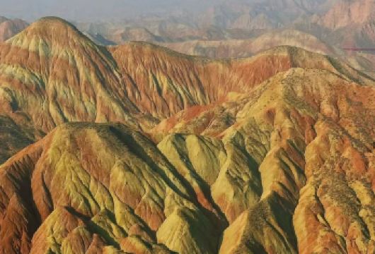 水墨丹霞半日游·2-6人+上门接送+门票+观光车+上下午可选【市区酒店上门接送，熟悉路线的贴心管家，优秀司机带队，拍摄小助手！】