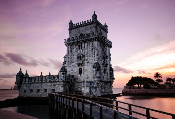 里斯本市区一日游＋景点可选＋上门接送＋一家一团【里斯本经典环线一日游：七丘城堡、老城街巷、贝伦世遗，一站式打卡航海帝国全景地标。】