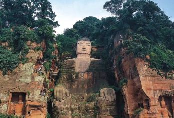 乐山大佛+黄龙溪一日游【三环以内上门接 纯玩无购物】